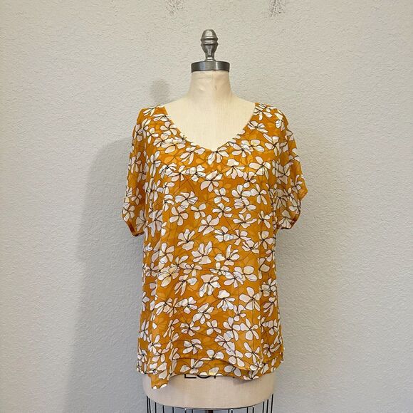 CABI #3598 Thrive Double Layer Chiffon Floral Top in Butterscotch Yellow - Picture 1 of 11
